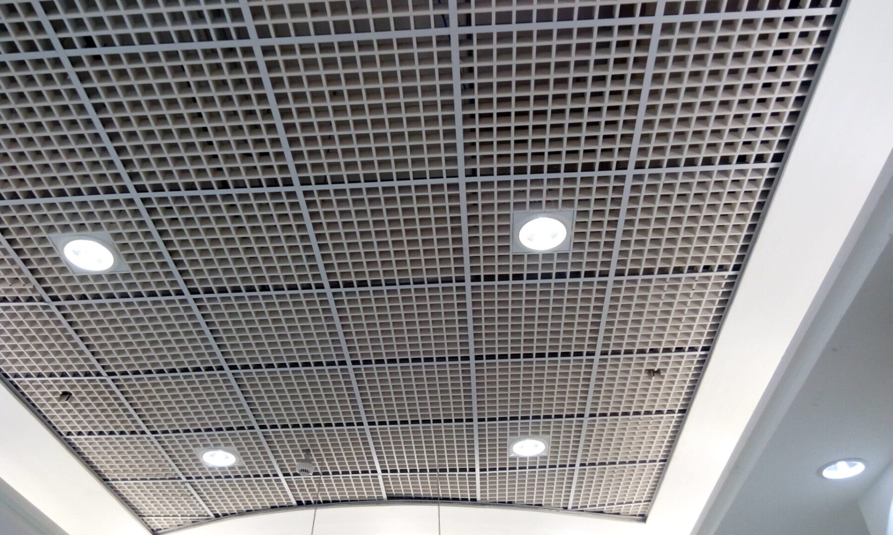 A ceiling with some lights on it